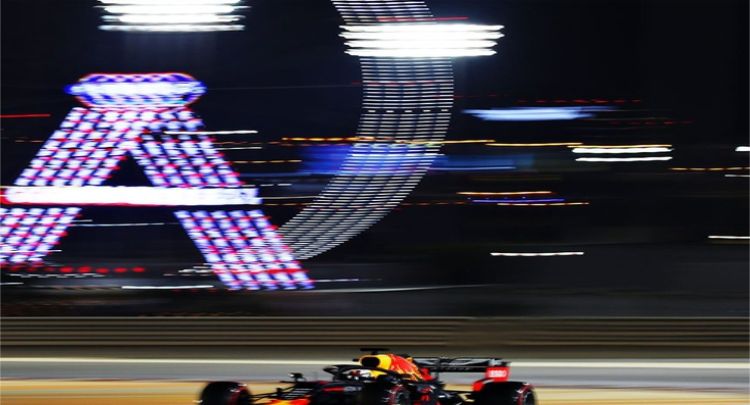 红牛方程式赛车，性能卓越，夺人眼球的设计风格，颇有特点