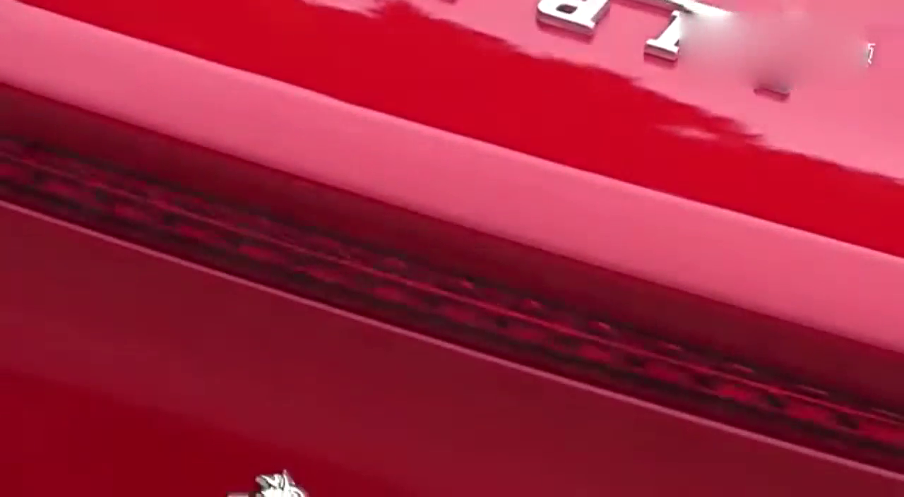 外媒试驾法拉利California HS 豪华旅行跑车