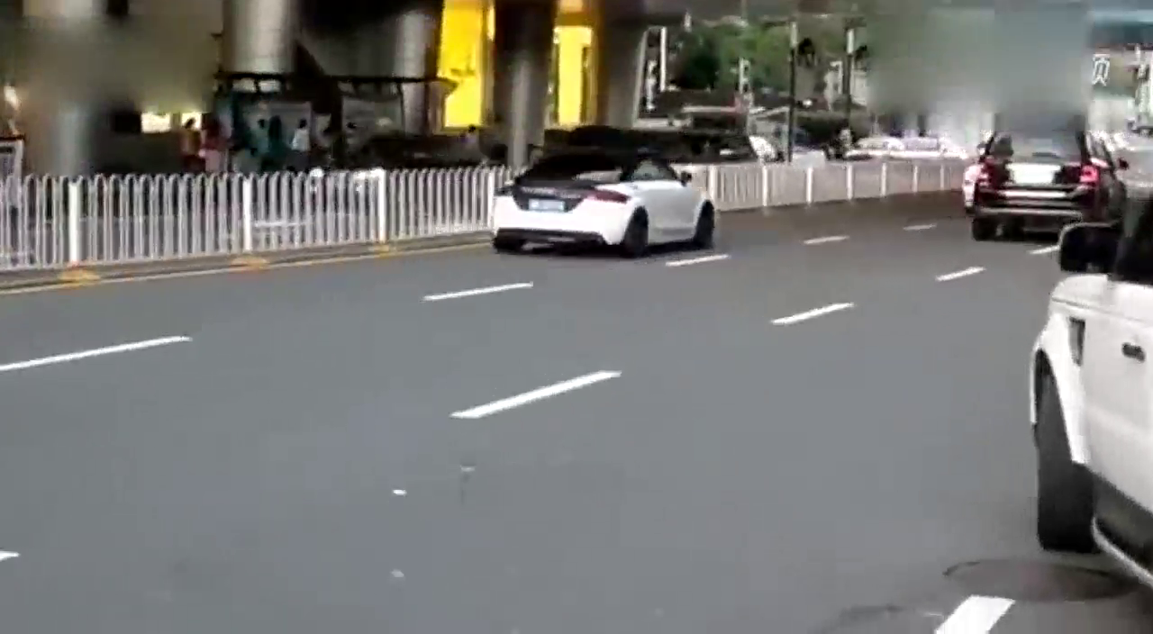 深圳万象跑车街拍，看看LP700怎么吓坏路人 超清