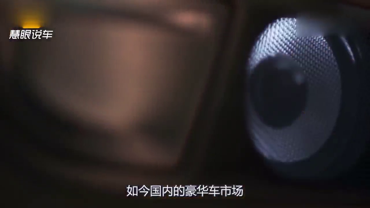 奔驰真正的豪华车！宝马7系和奥迪A8还在追赶，S级又一次改款