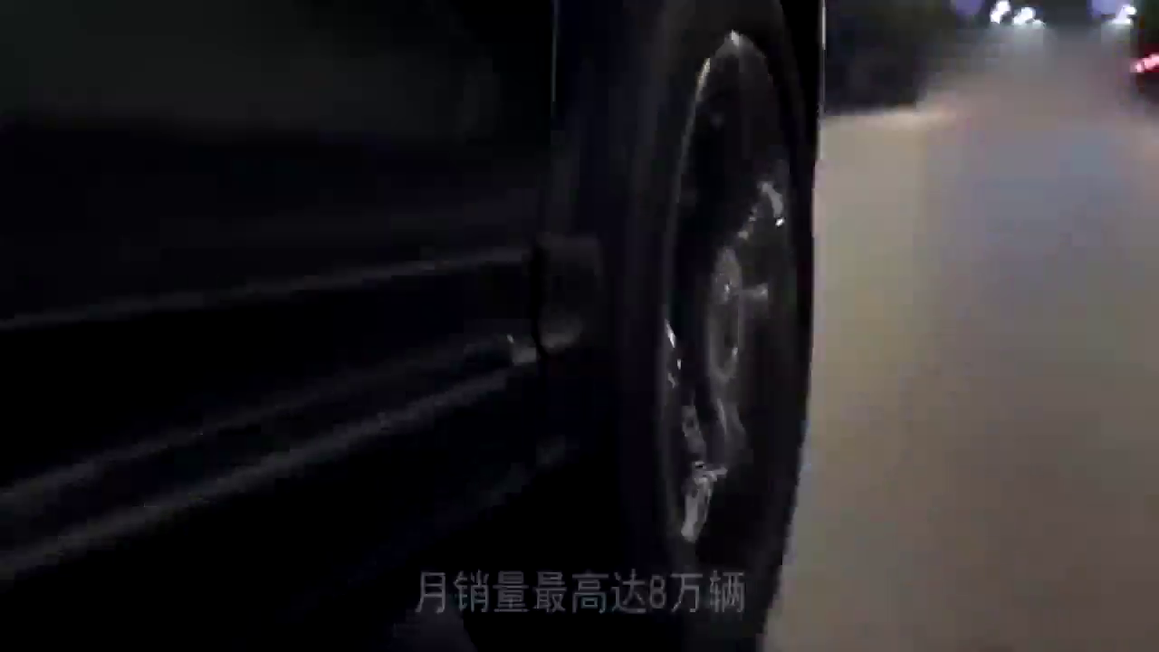 让哈弗火冒三丈！全系宝马内饰，不到6万块，比合资车厚道十倍