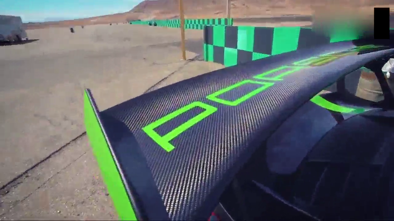 保时捷GT3RS超级跑车登场，漂移的瞬间简直帅呆了！