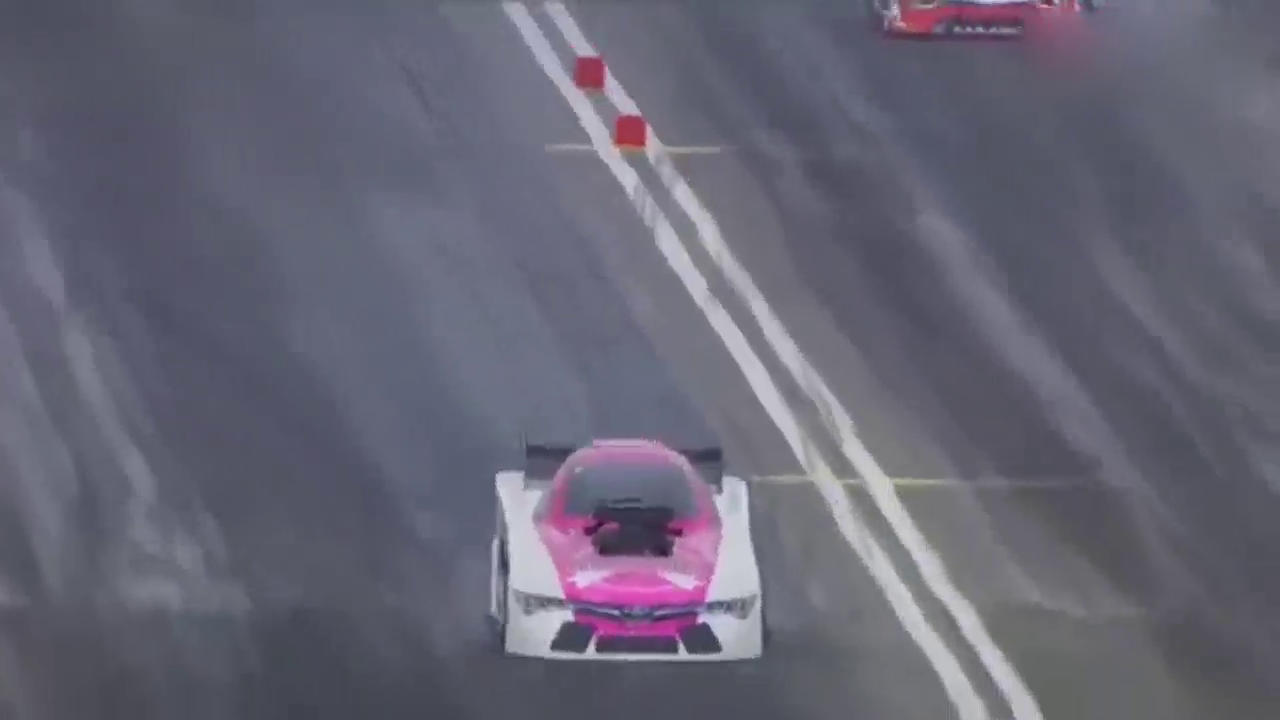 丰田牛魔王路上干掉10款跑车，比GTR还猛？跟布加迪试试？