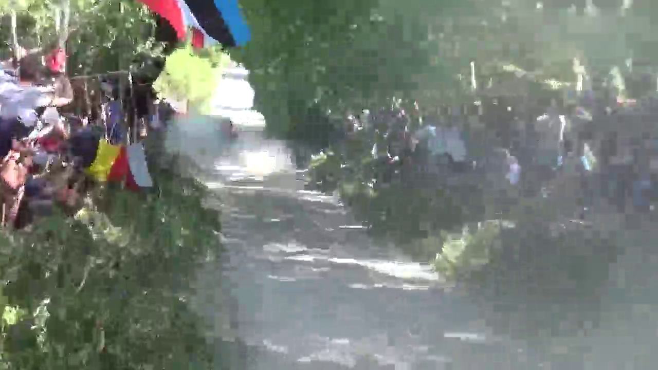 WRC 一根减震器能换一台车，一跳20米，一点事都没有