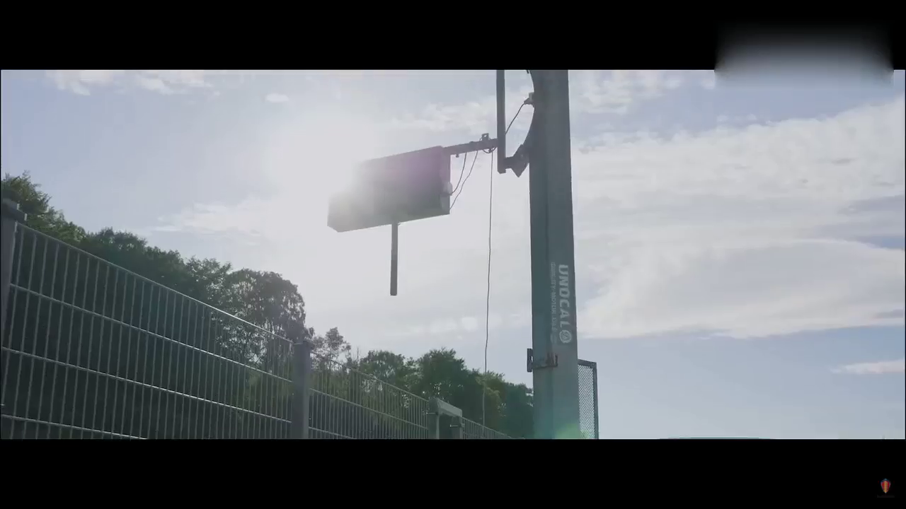 最后一款的科尼赛格超级跑车，带着前辈的荣光继续前行。