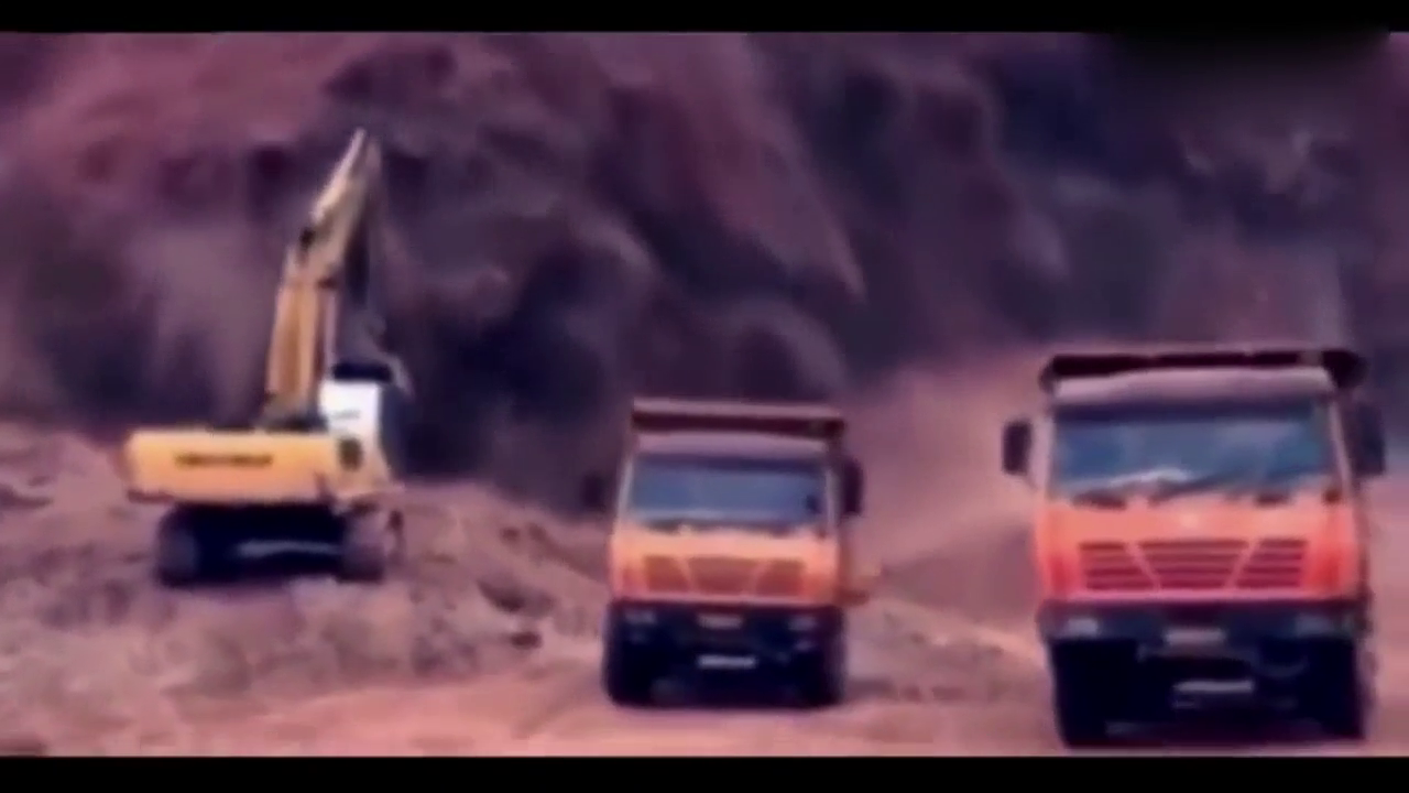 不得不佩服！最牛卡车司机驾驶技术合集