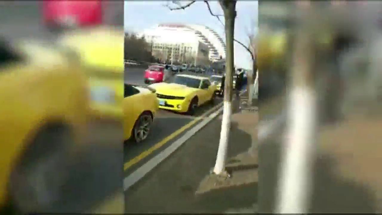 美团骑手现在工资都这么高了吗？开着几百万的跑车送外卖