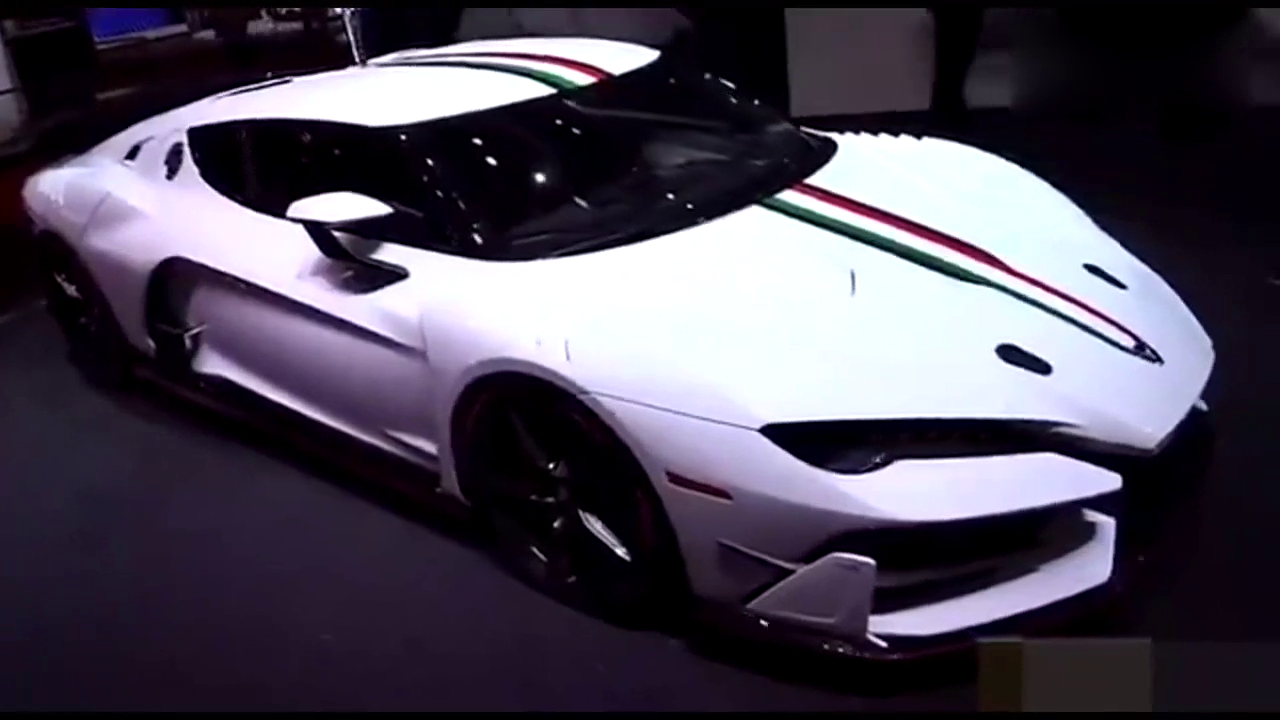 乔治亚罗首款自制超级跑车Italdesign