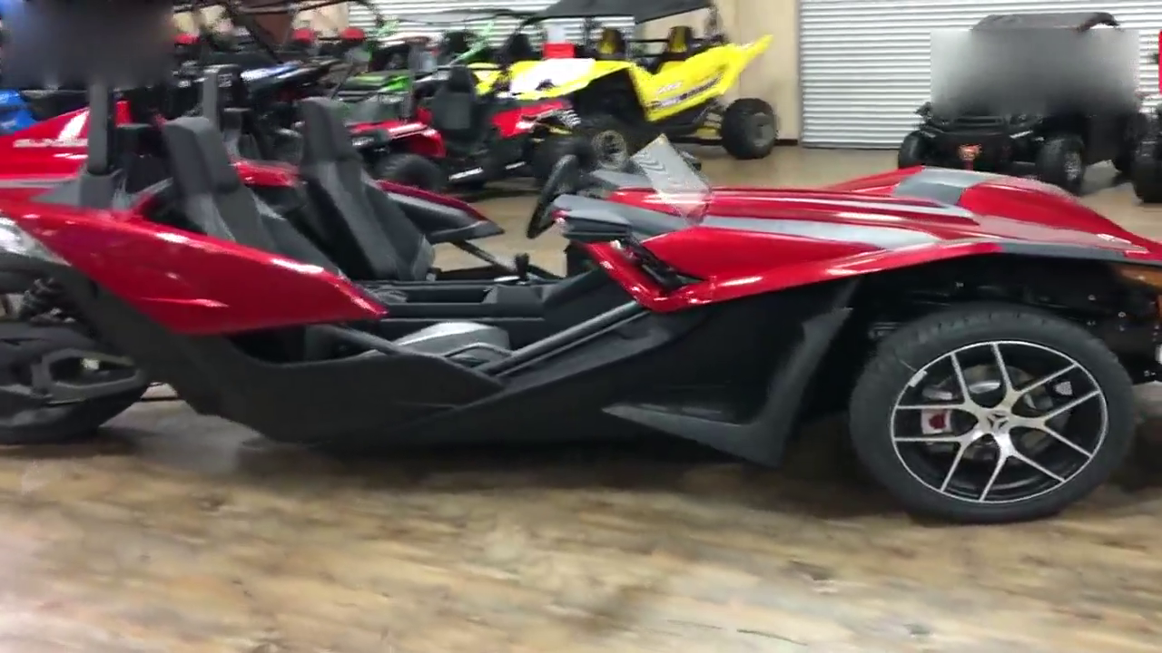 三个轮子的超级跑车北极星Polaris Slingshot，了解一下！
