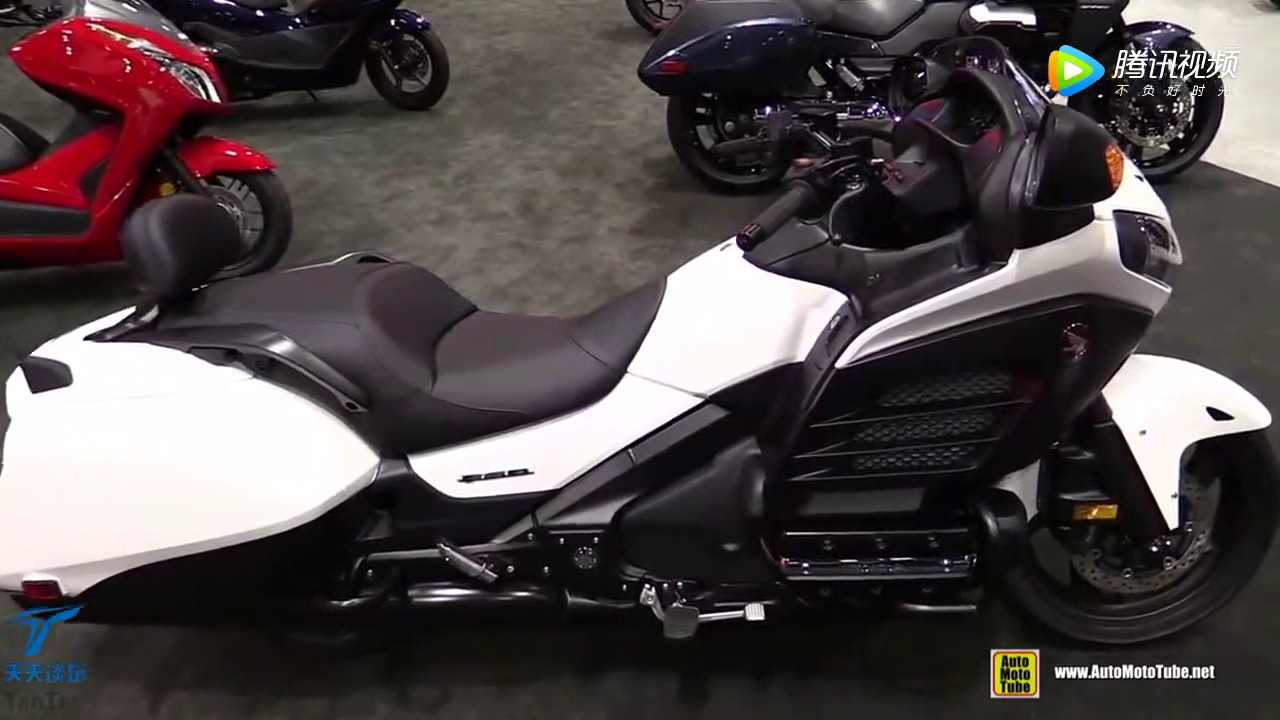 大块头真给力！车展实拍本田金翼摩托车