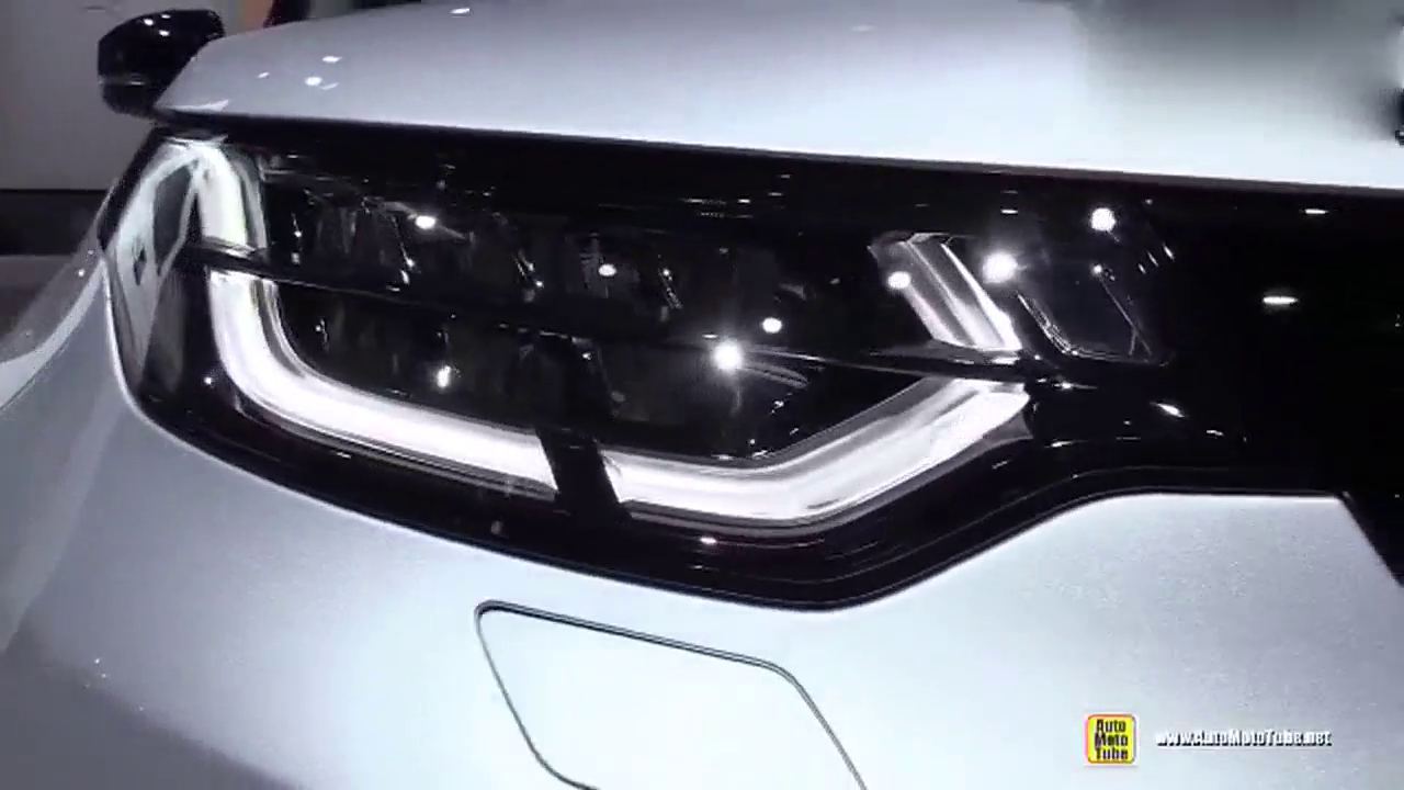 不失霸气的全能绅士，车展静态体验全新路虎发现5