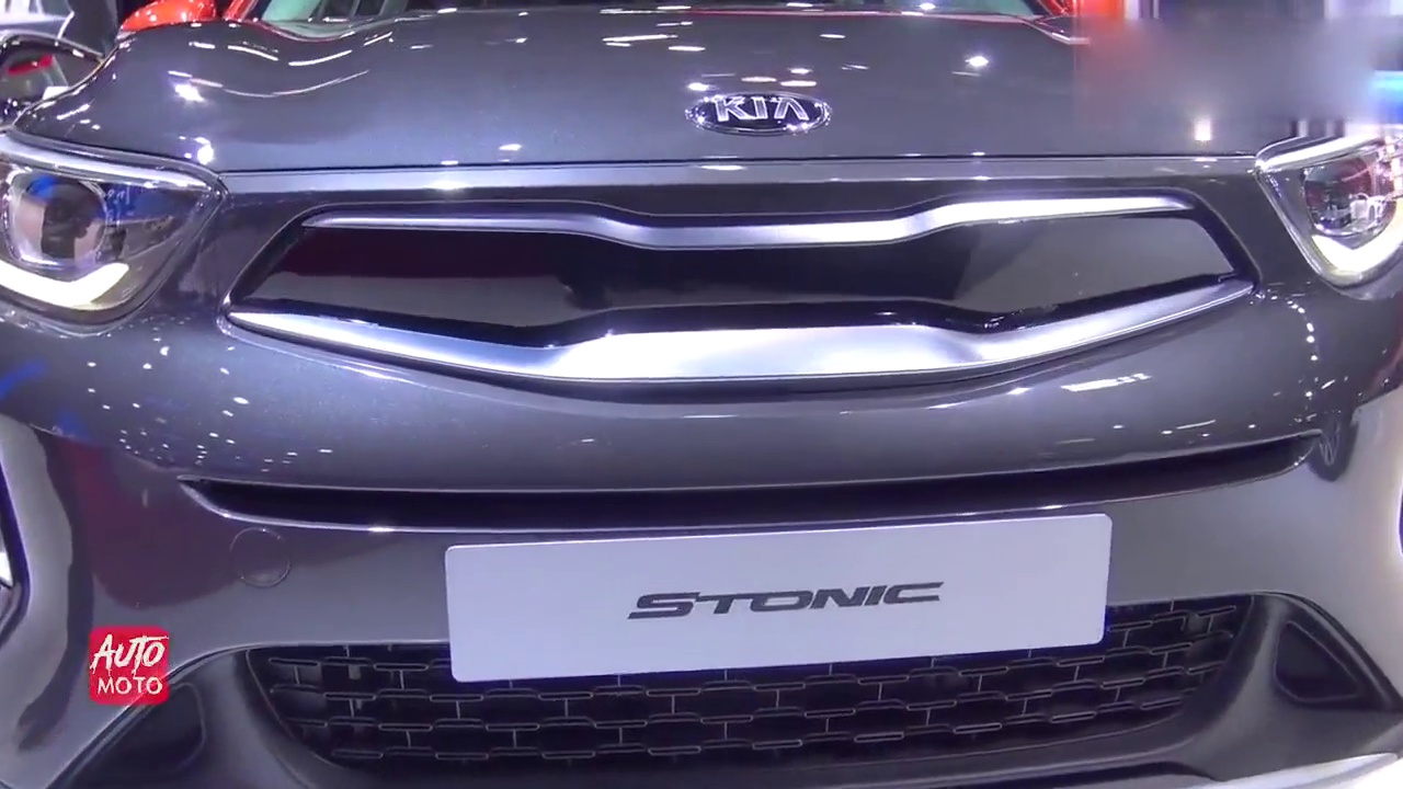 车展实拍2019款起亚奕跑，外观设计运动感十足