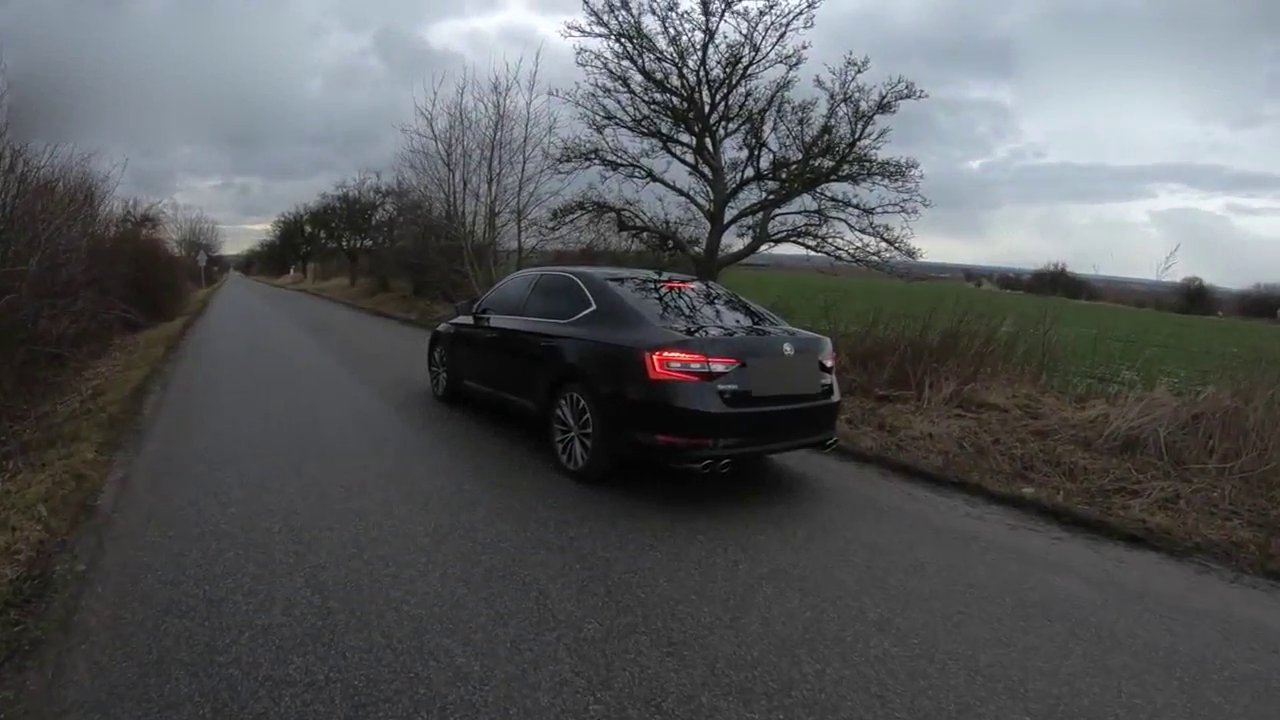 摇身一变性能车，404HP 520Nm，APR二阶斯柯达速派