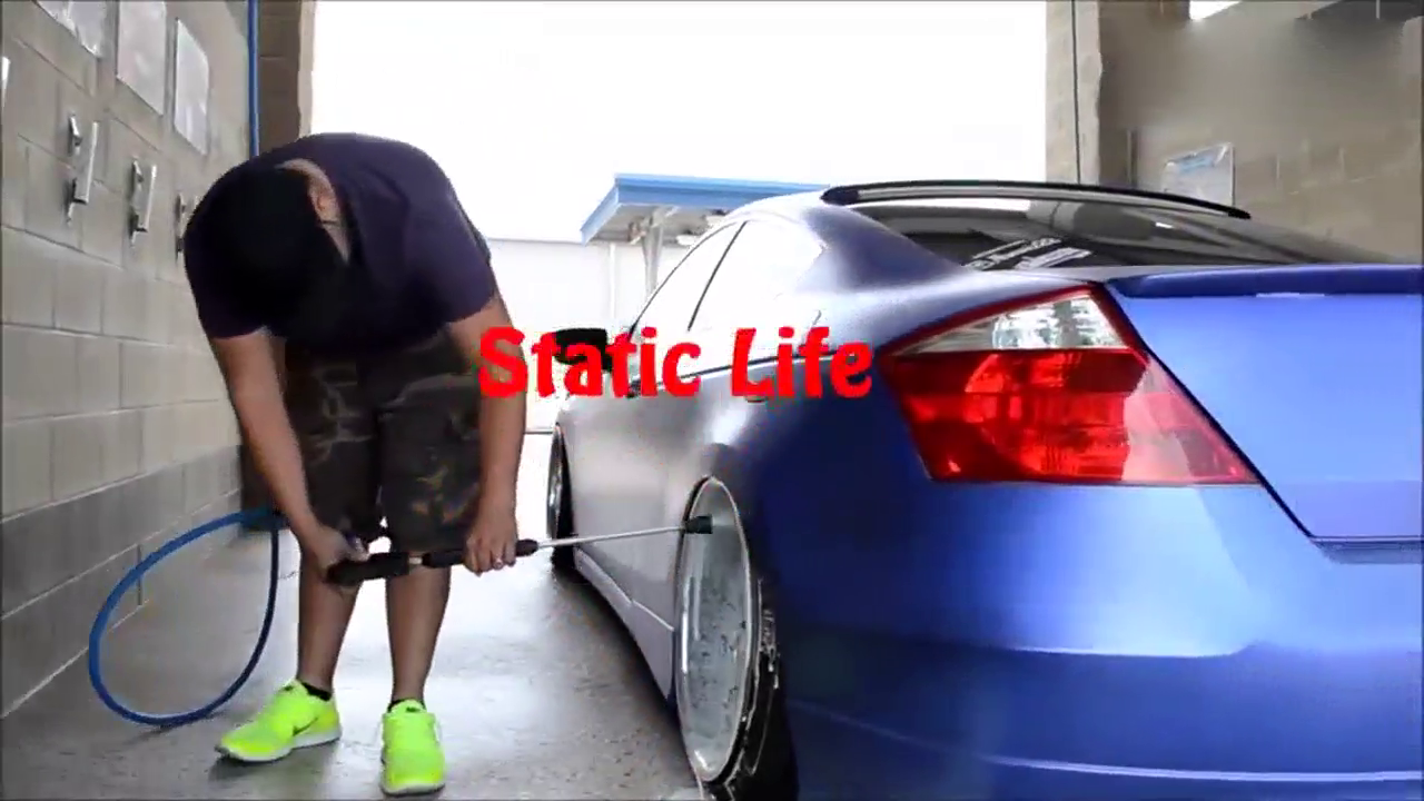 自己洗车是一种享受！尤其洗改装车 本田八代双门雅阁