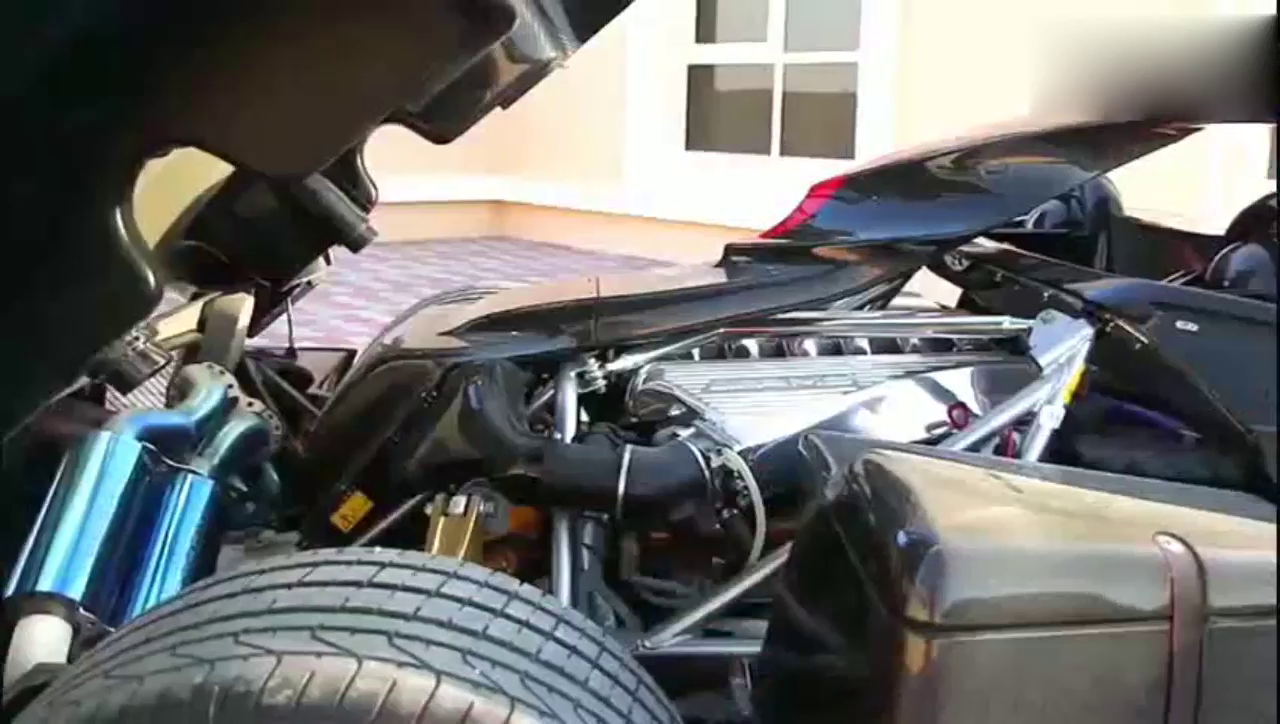 世界顶级跑车艺术品，帕加尼，帅气！