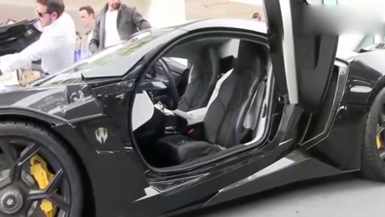 这辆超级跑车为什么价值9000万，听完它的声浪后就明白了