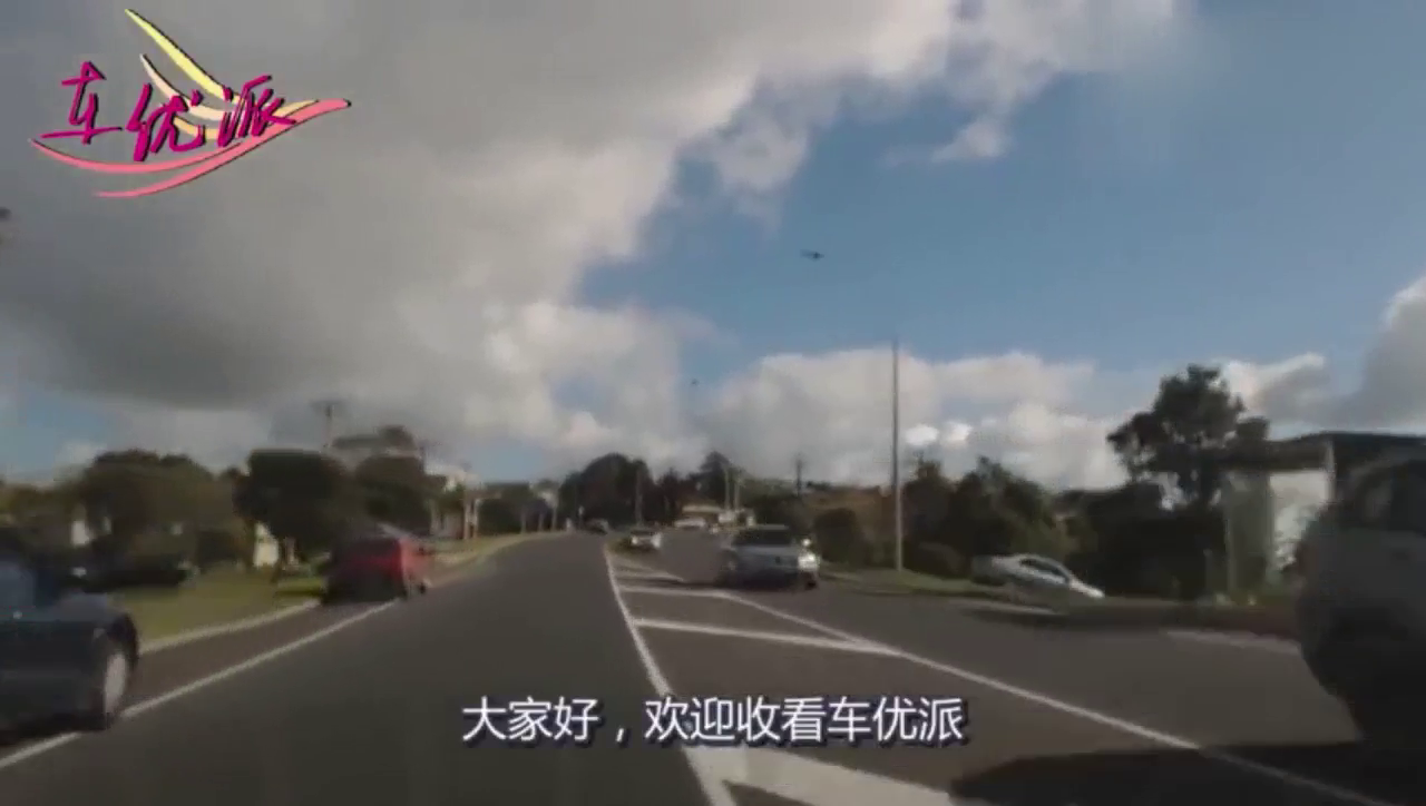 新手选车参考，当红小生的对决，明锐旅行车和阅朗怎么选？