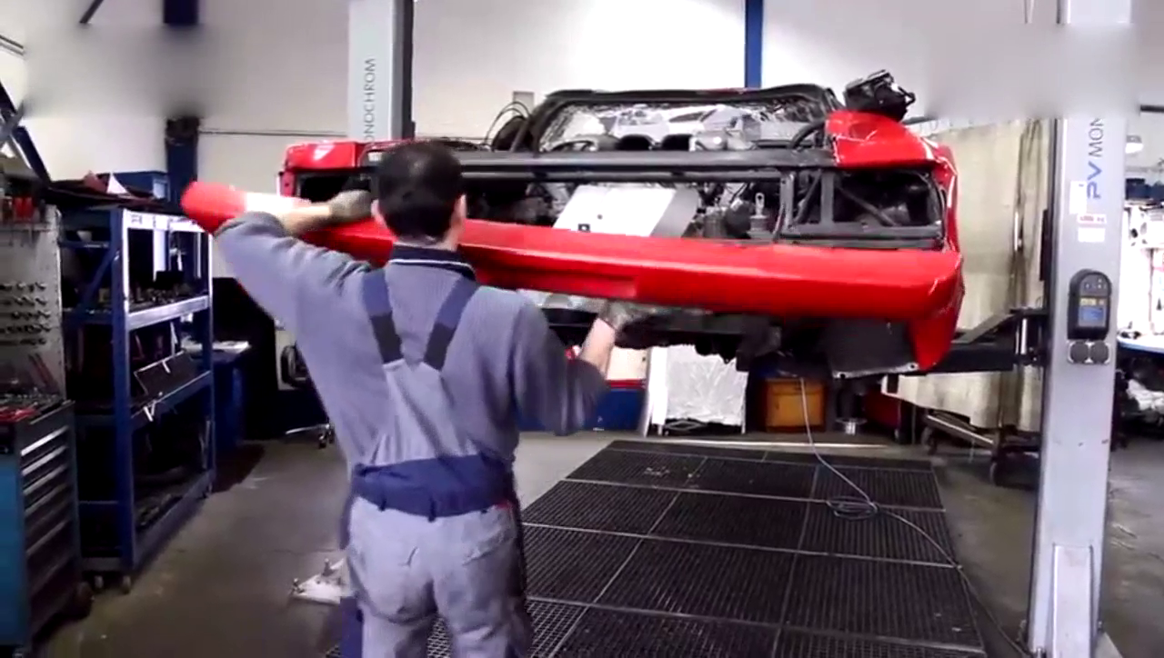 法拉利跑车经典在什么地方，拆开来看看就知道了