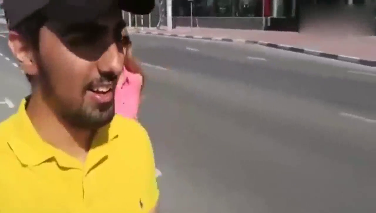 迪拜王子的跑车，好大的菊花