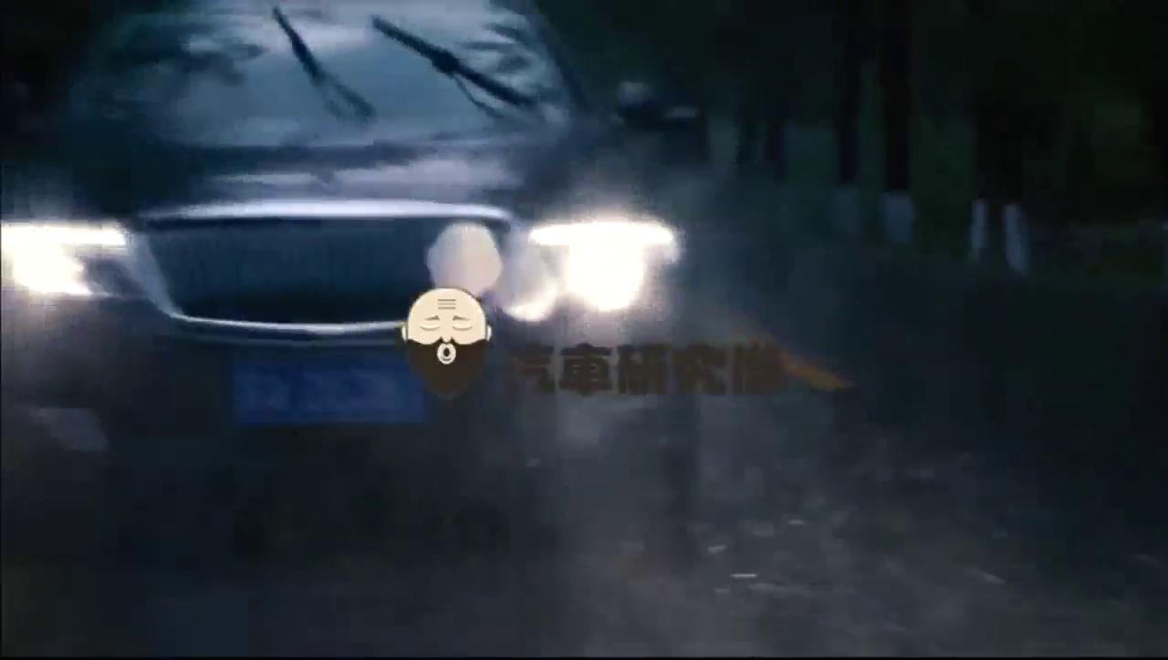 红旗终于放大招，GT版跑车简直酷毙了，劳斯莱斯都黯然失色！