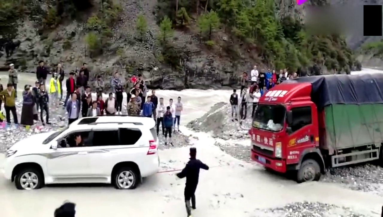 普拉多的真实性能，竟然让大卡车司机都佩服！