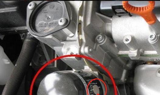 机修师傅：排气管上加快铁，节油减排贼实用！现在知道还不晚