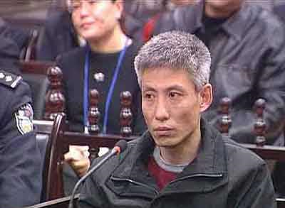 东北最狂老大,当众扇刘德华耳光,赵本山出面才