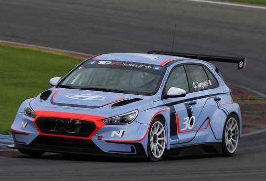 北京现代赛车，犀利的轮廓，流线型的设计，推荐给你