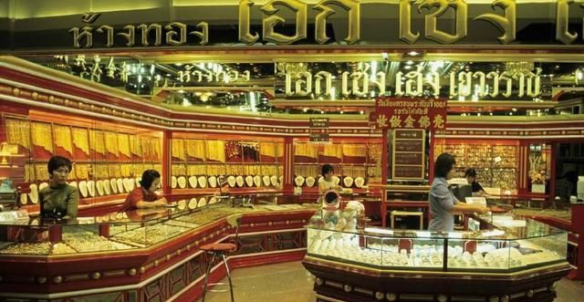 知道黄金首饰“以旧换新”的秘密之后,金店再也坑不到你了! 知道黄金首饰“以旧换新”的秘密之后,金店再也坑不到你了!