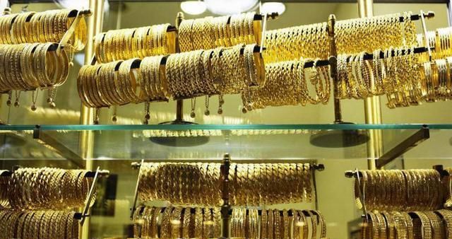知道黄金首饰“以旧换新”的秘密之后,金店再也坑不到你了! 知道黄金首饰“以旧换新”的秘密之后,金店再也坑不到你了!