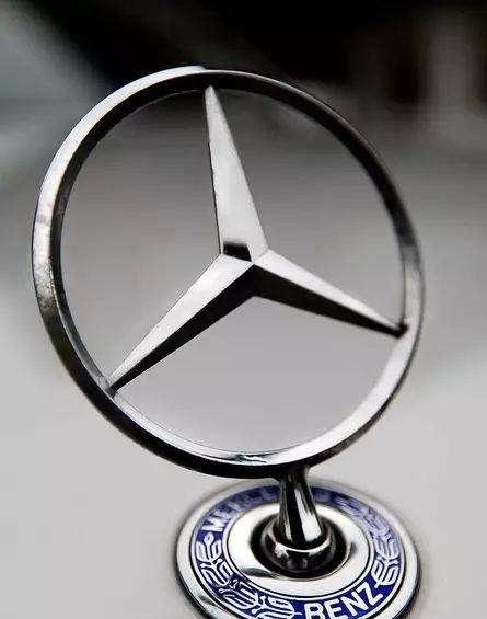 66万奔驰漏油事件,是给奔驰打广告,还是造成损