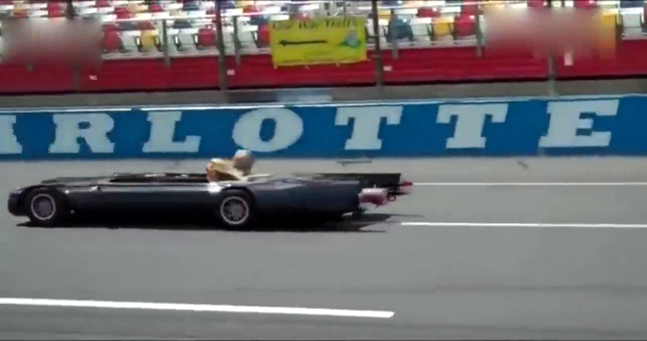 世界上最矮的超级跑车,不足半米