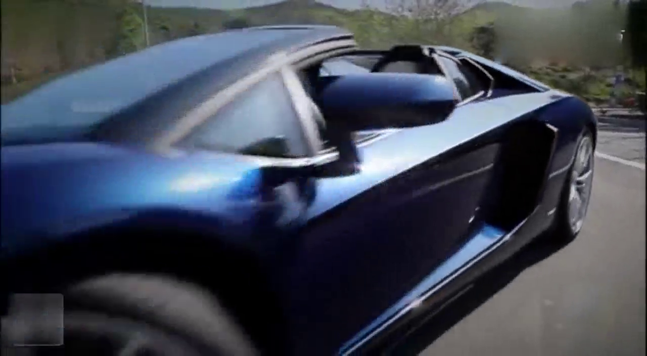 画质清晰兰博基尼Aventador个性敞篷超级跑车路测