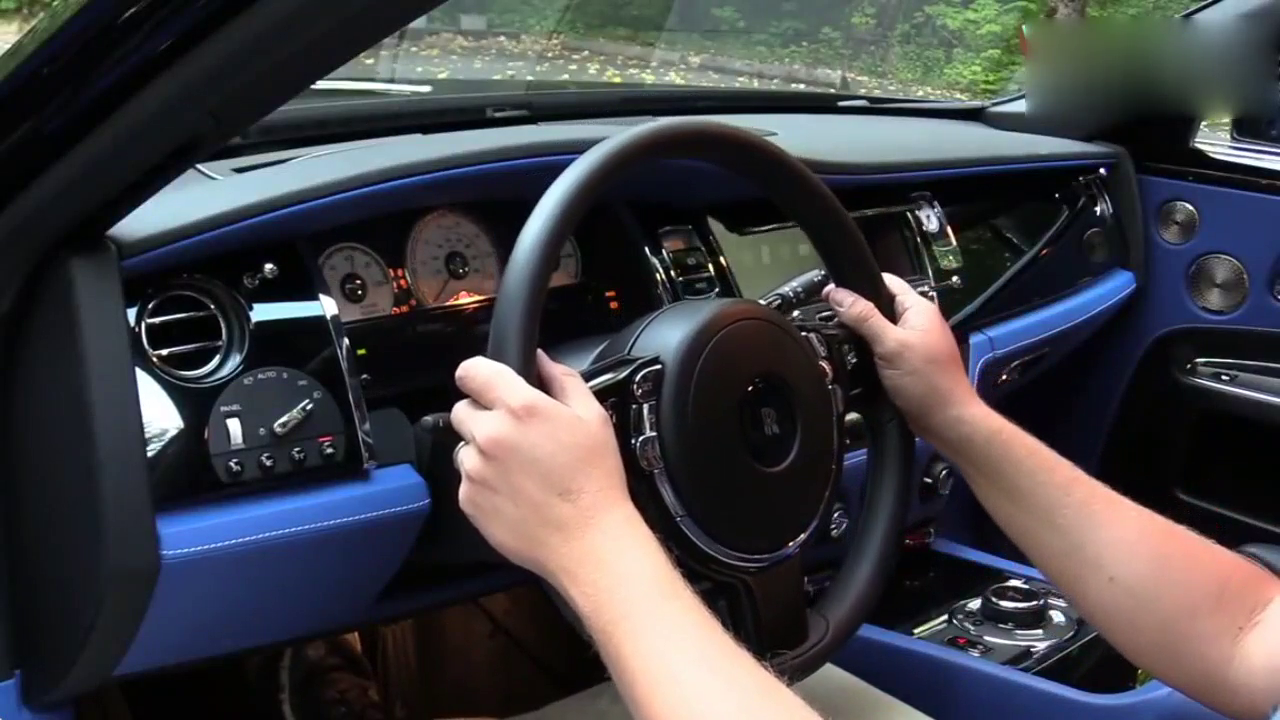 价值500万劳斯莱斯，豪华车的典范，迈巴赫的学习对象