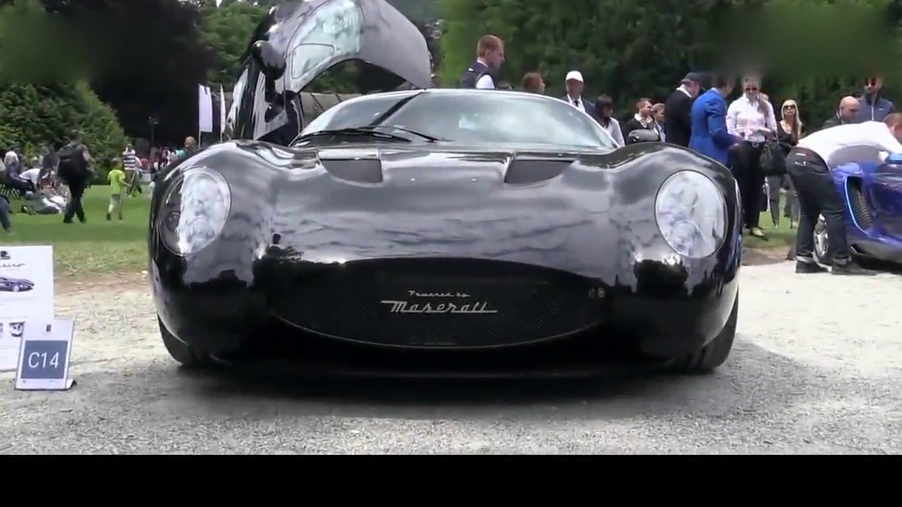 疯狂的Zagato玛莎拉蒂V8跑车的引擎声！