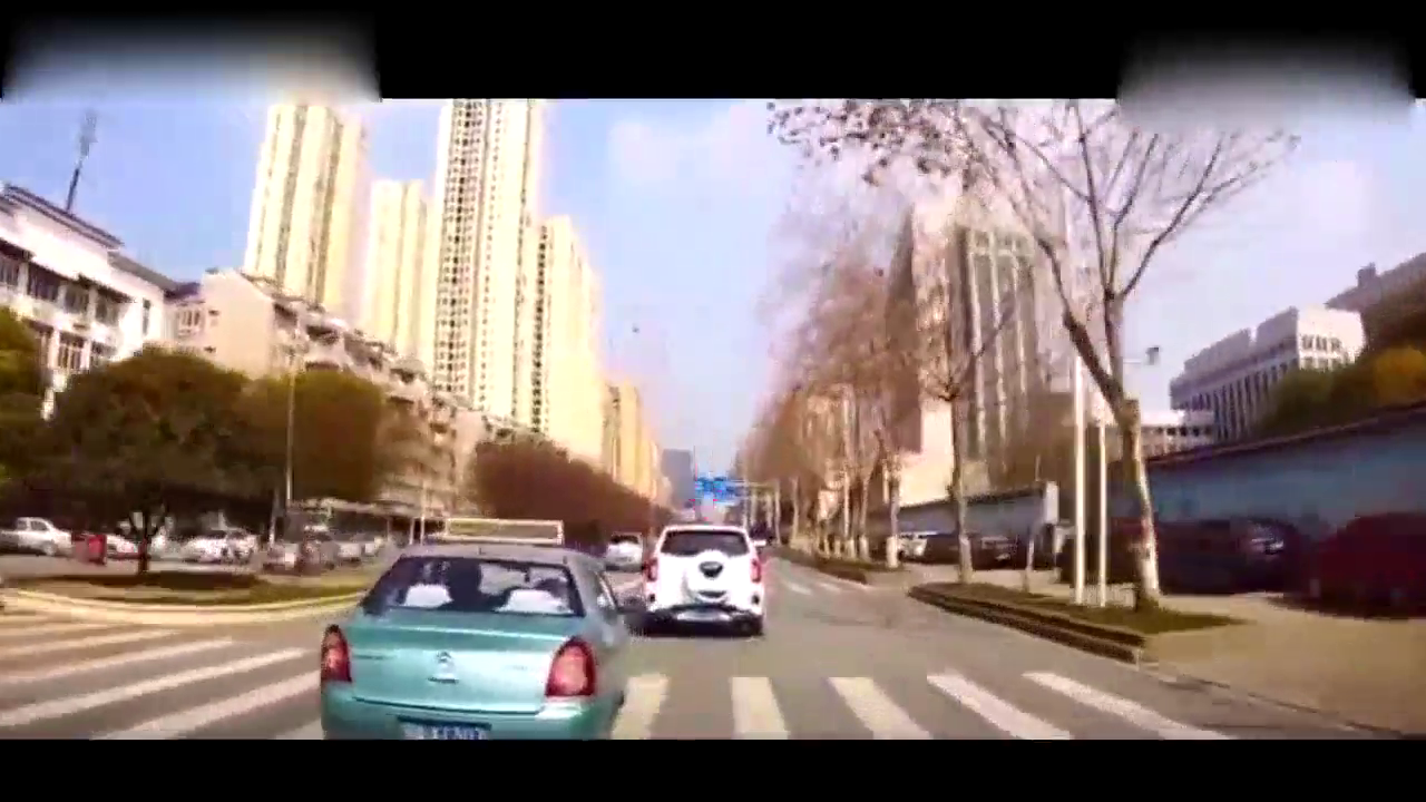 SUV开车太随意，可是这次出租车不乐意了！