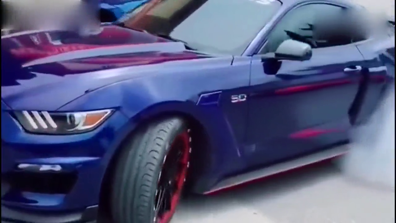 为什么有钱人都不开跑车上高速？原来土豪也有苦衷！