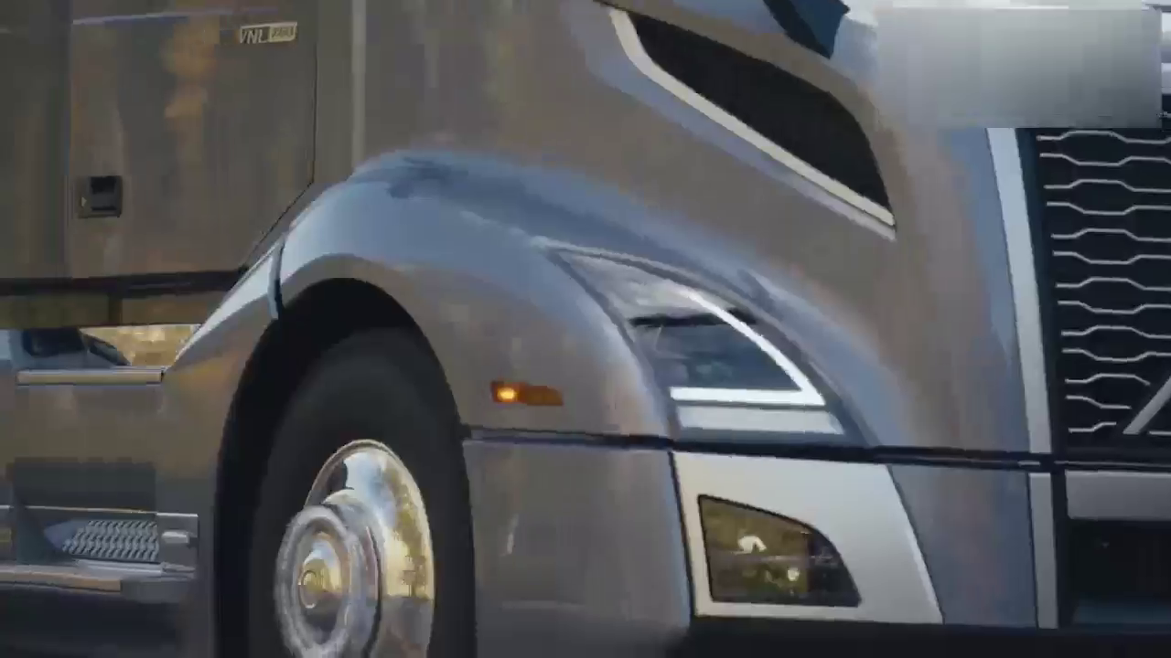 不一样的沃尔沃 这豪华大卡车真带劲