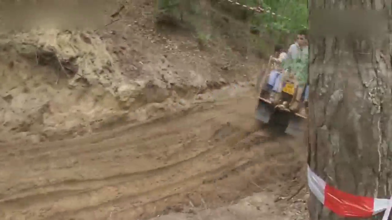 外国佬的出租车，为什么只有怎么都是美女开？