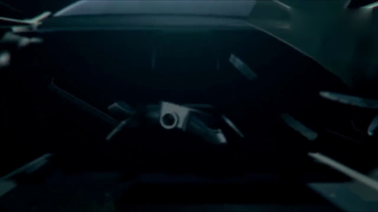 红旗H5一车难求，平时只能在车展上看，小伙直接提车回家了