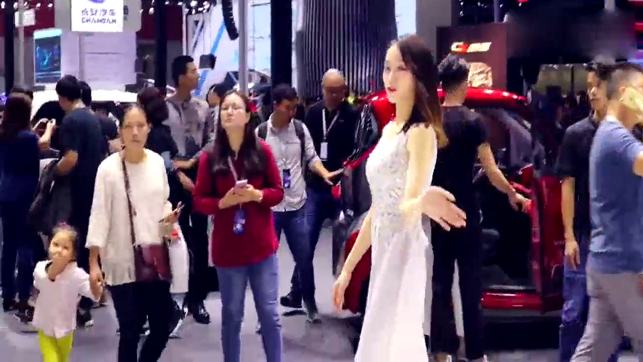 怪不得这次车展老婆死活要去，到了之后我算是懂了！