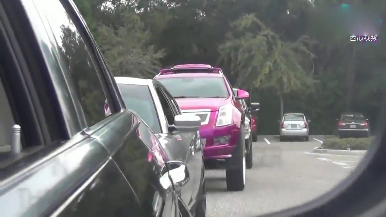 你见过改装车改的最大轮毂是多少寸？这里有个改34寸的