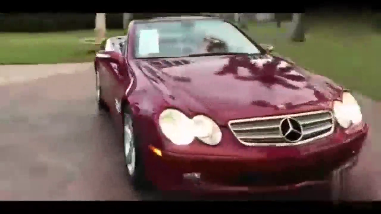 十多年前的奔驰跑车，按下变形按钮才是霸气的开始