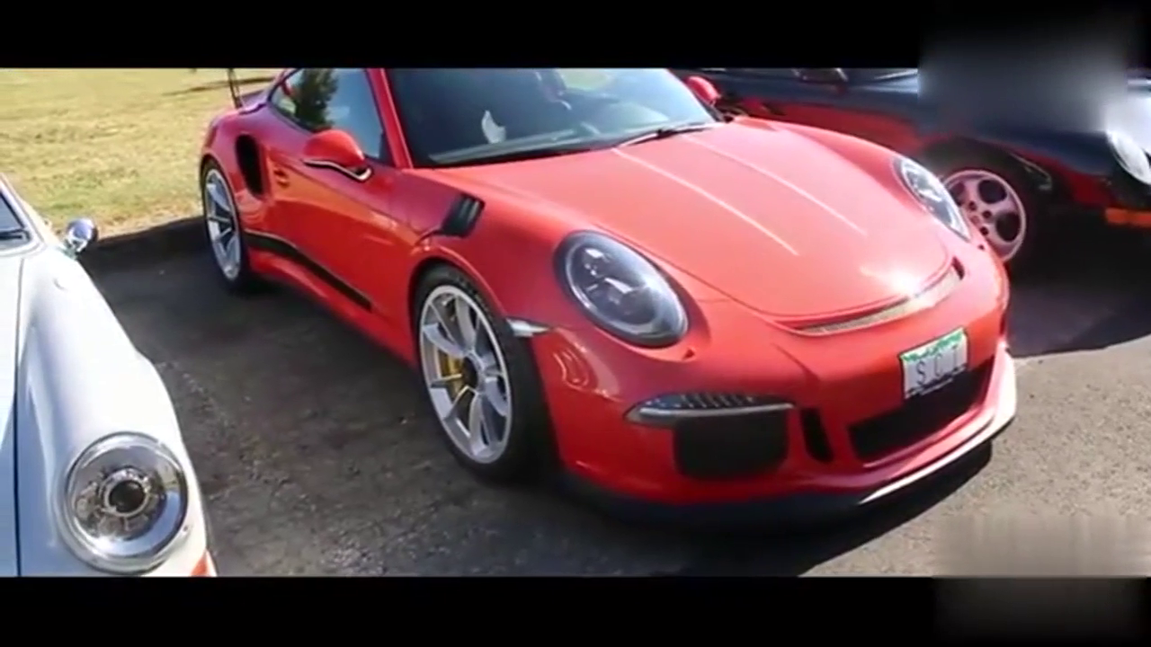 跑车聚会，很多牛和波子