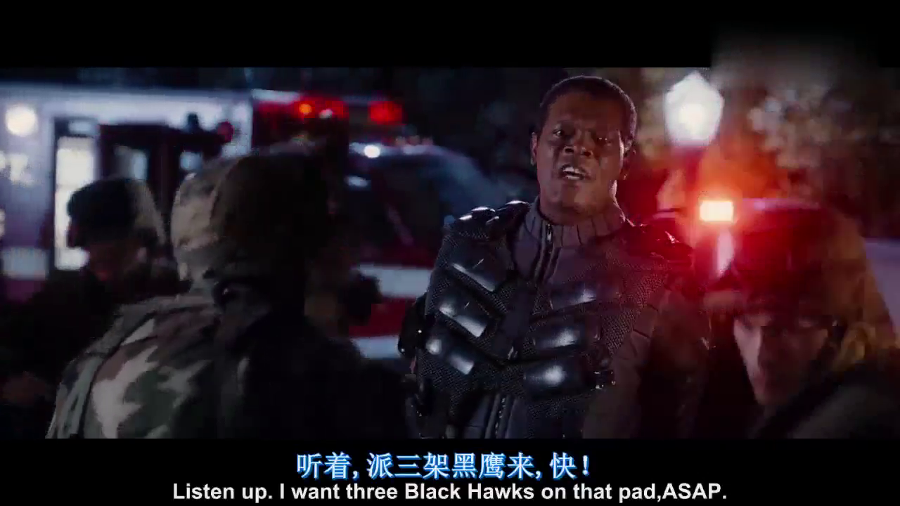 这跑车得有多快啊！都能追上美国总统逃生专用的子弹头火车！