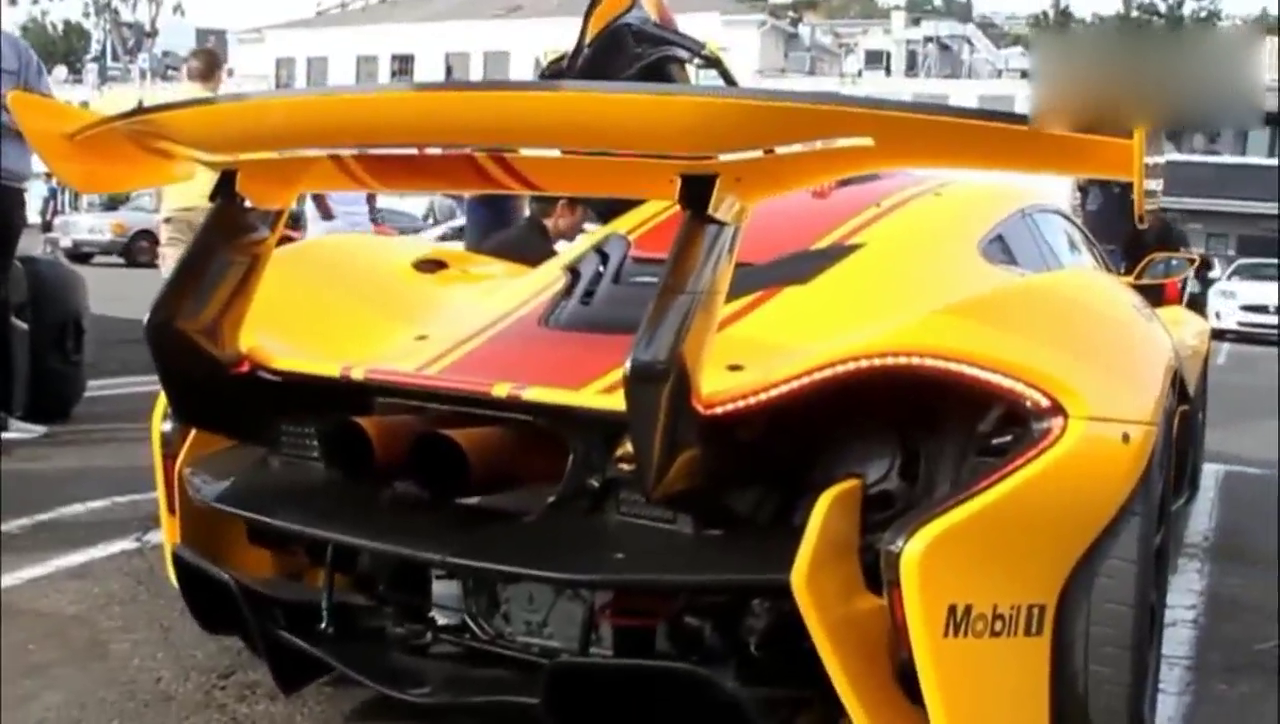 价值几千万迈凯伦跑车，启动后发出这种声音，看完让法拉利鄙视了