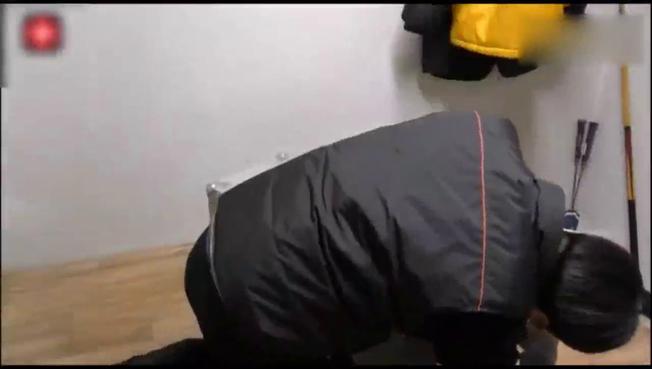 刚买的沃尔沃卡车玩具，实拍开箱看着炫酷，声音也带劲！