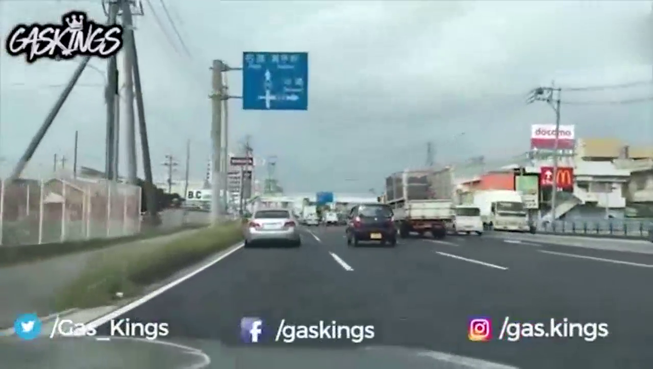 亲吻大地 超级夸张低趴改装车上路合集