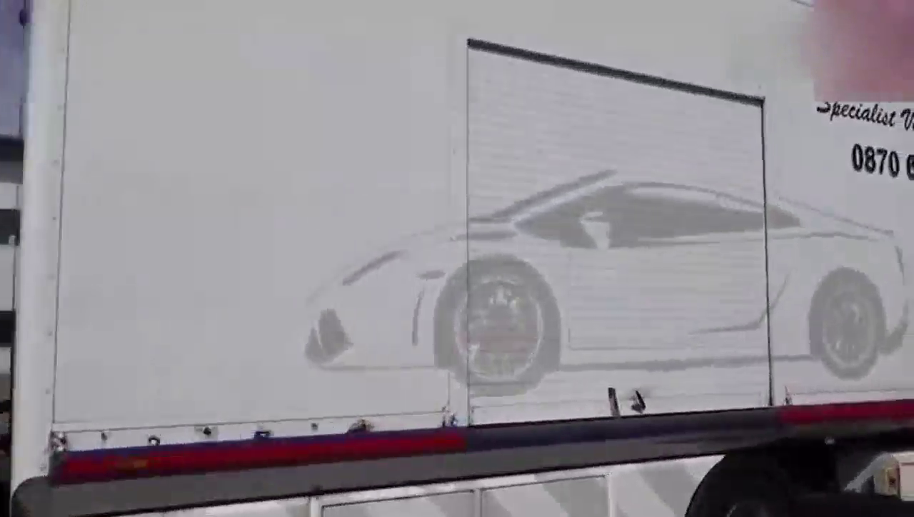 价值500万的迈凯伦跑车，打开这颗球的瞬间才知道值不值