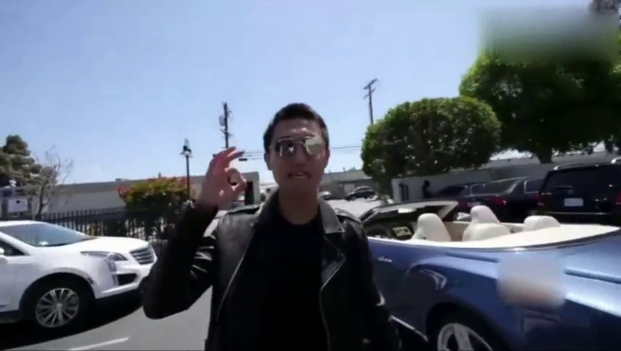 试驾宾利欧陆GT敞篷车，踩一脚油门感受下V12发动机有多霸气！